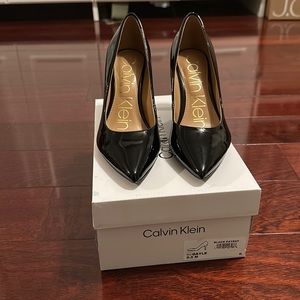 Calvin Klein 6.5 patent leather gayle heels